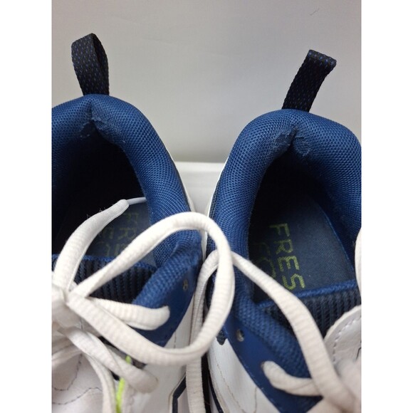 Athletic_Shoes